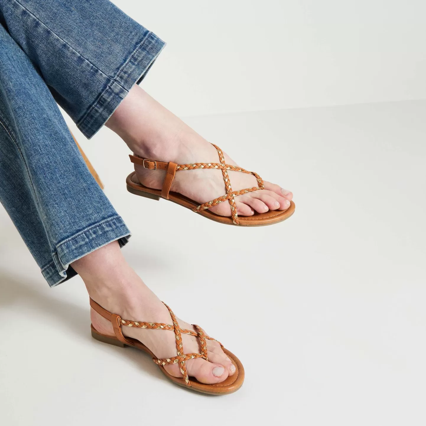Grain de Malice Sandale Plate Tressée Femme- Chaussures