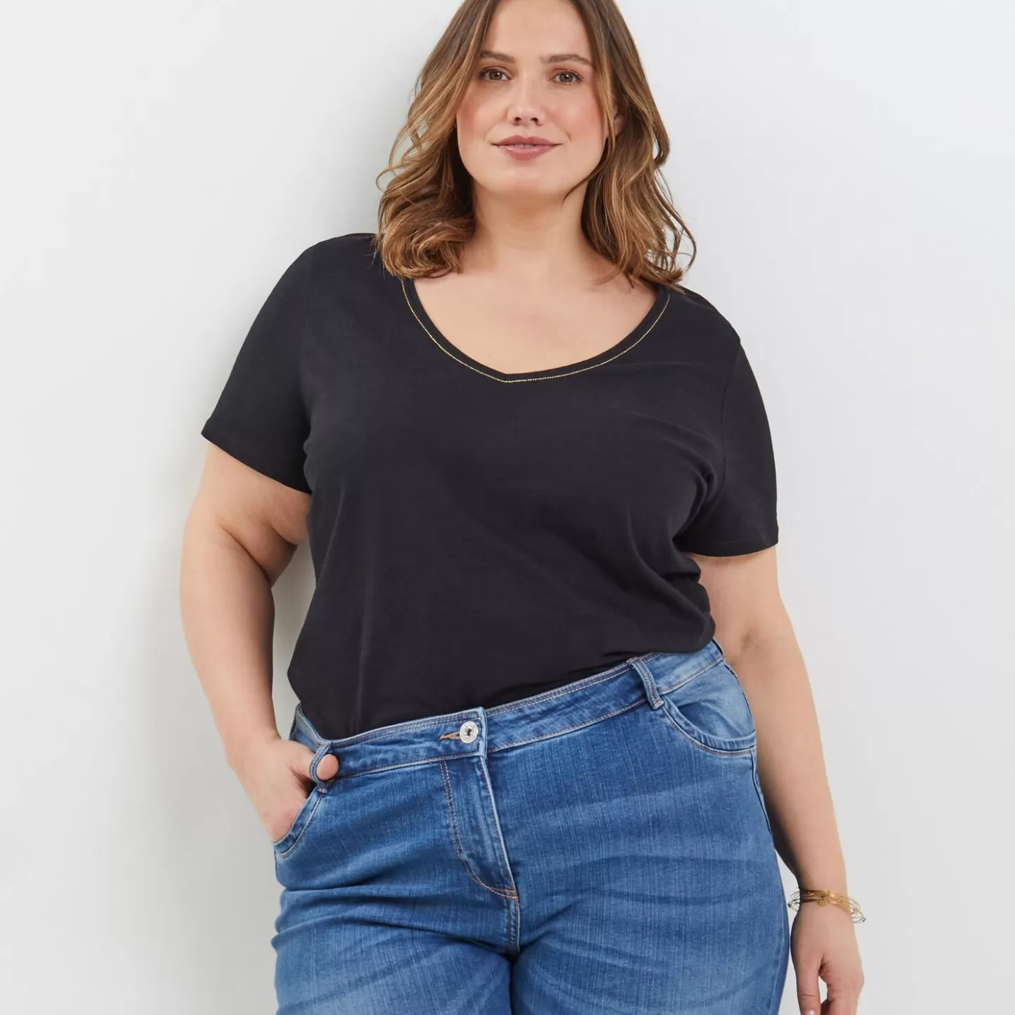 Grain de Malice Tshirt Basique Col V Femme- T-Shirts & Tops